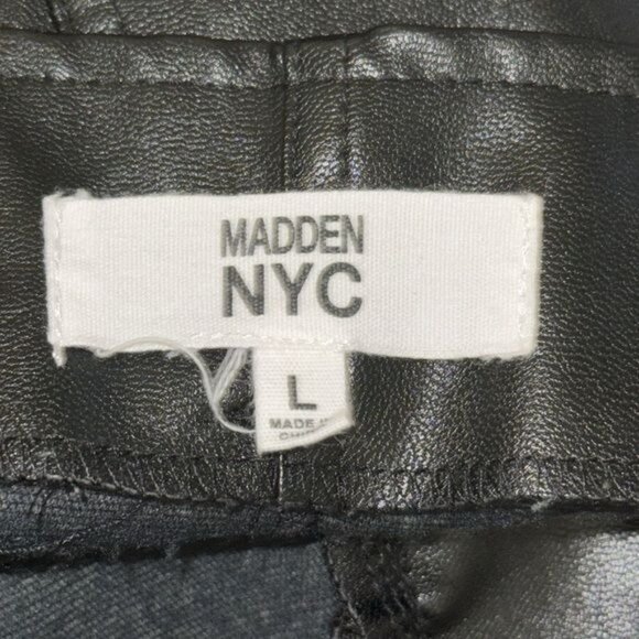 Madden NYC Womens Black Faux Leather Pleated High-Waisted Shorts Size L - Picture 3 of 9